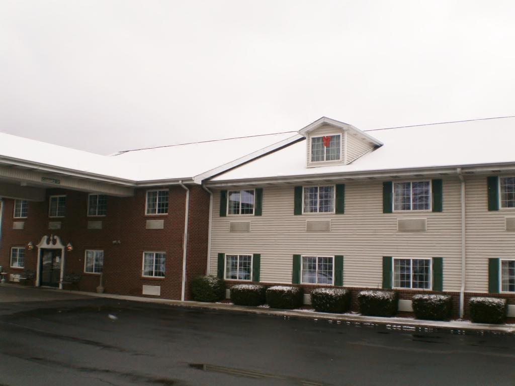 Baymont By Wyndham Mount Vernon Renfro Valley Exterior foto